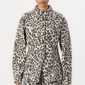 CPH Muse Cmleora Denim Jacket in Leopard Print.  Size Medium 
NWT